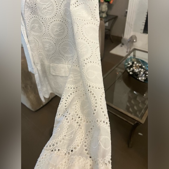 🆕 Karl Lagerfeld Paris Cotton Eyelet Two Button Blazer - Picture 6 of 16